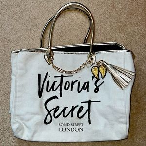 Victoria's Secret London Tote and angel wing key ring